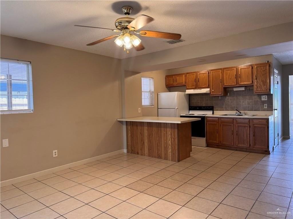 3415 N Kenyon Rd #3 - Photo 5 of 17