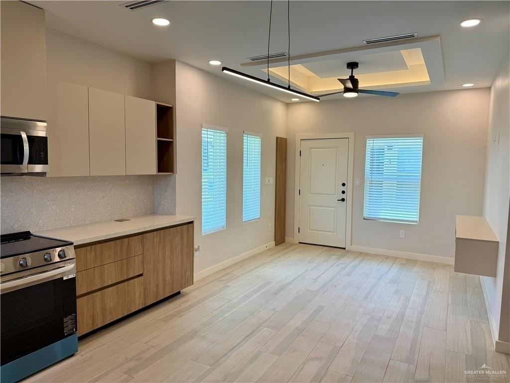 11509 N 25th St #4 - Photo 5 of 12