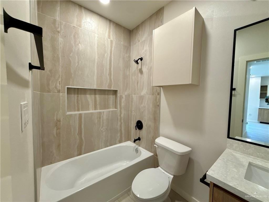11509 N 25th St #4 - Photo 7 of 12