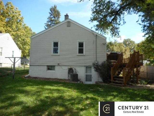 2316 N 68th St - Photo 4 of 17