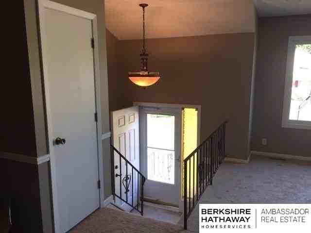 12717 Weir St - Photo 3 of 7