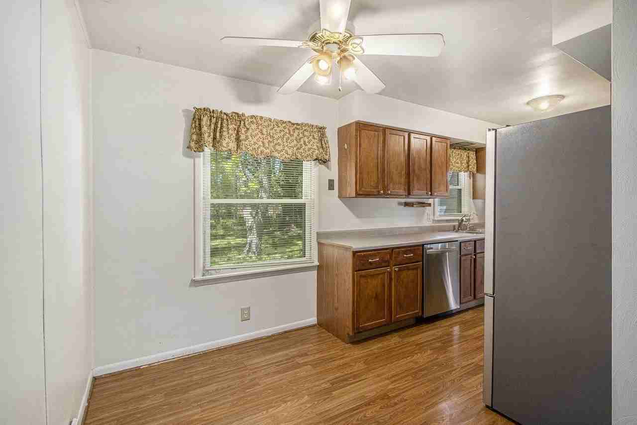 5215 E S Ave - Photo 4 of 20