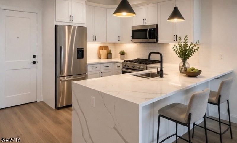 580 Palisade Ave #302 - Photo 3 of 18