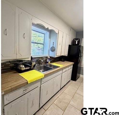 1425 Crescent Dr - Photo 7 of 15
