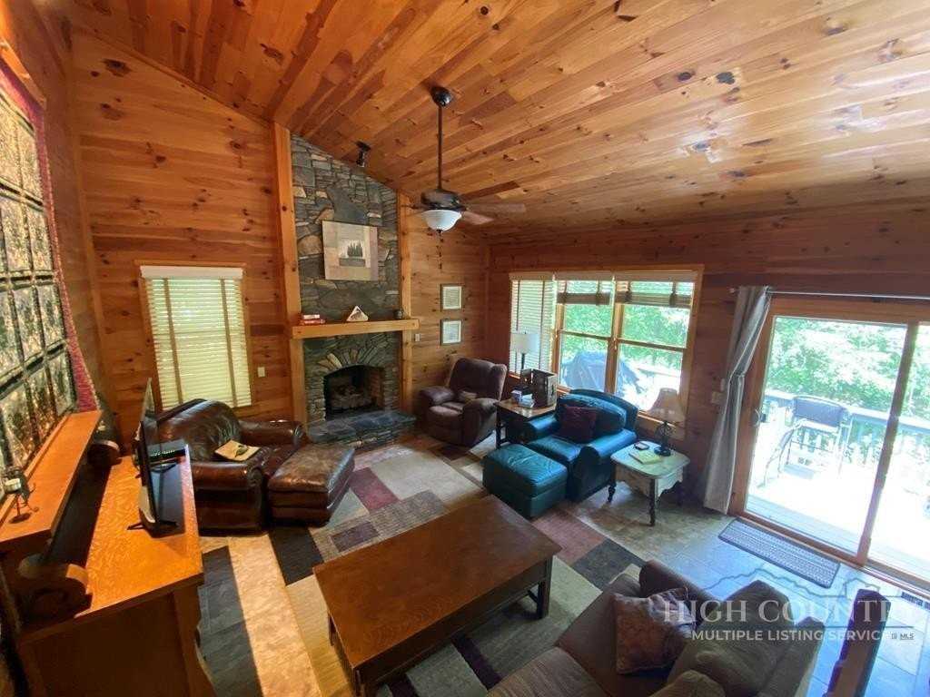 476 Ballou Mills Rd - Photo 2 of 15