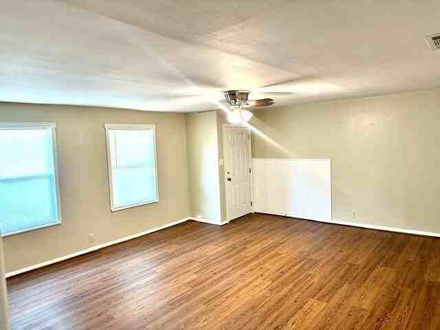 122 Parsons Pkwy - Photo 3 of 10