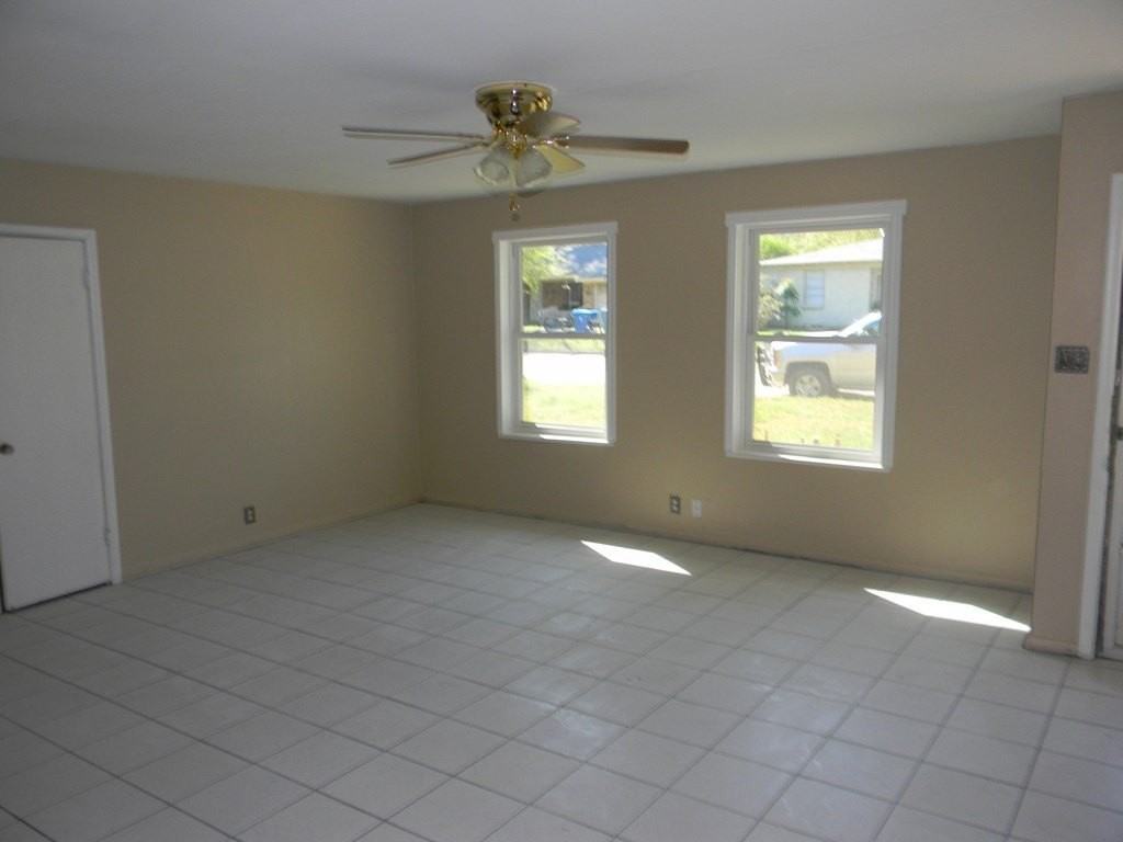 122 Parsons Pkwy - Photo 6 of 10