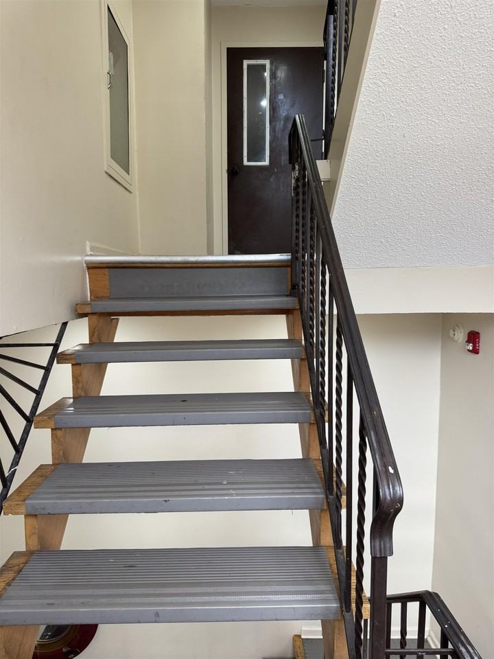 327 71st St #1C - Photo 3 of 23