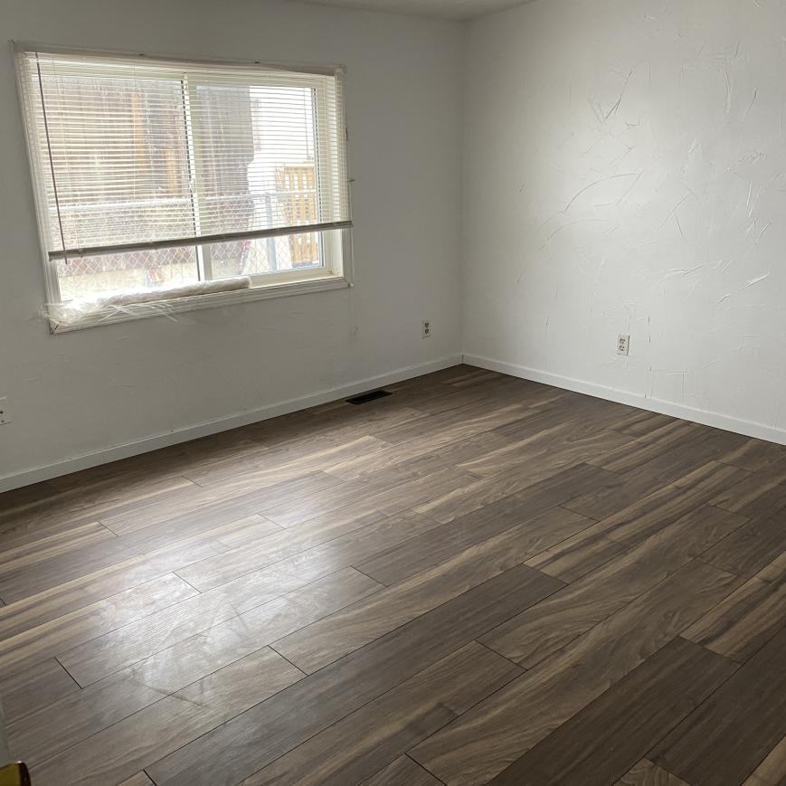 9738 119a Ave - Photo 4 of 7