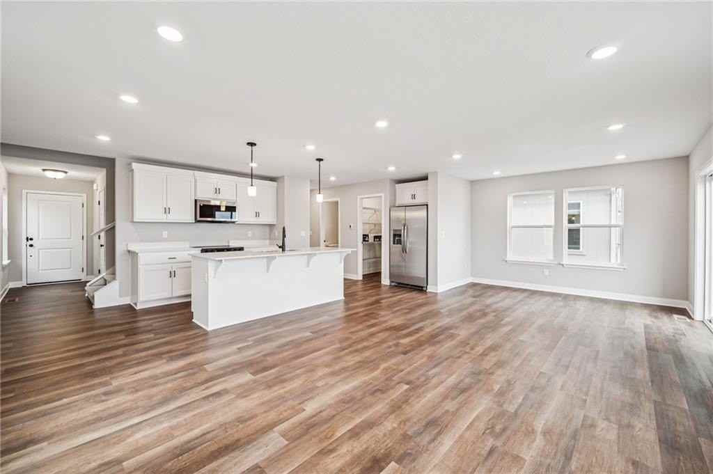 8712 Sw Brickell Dr - Photo 5 of 31