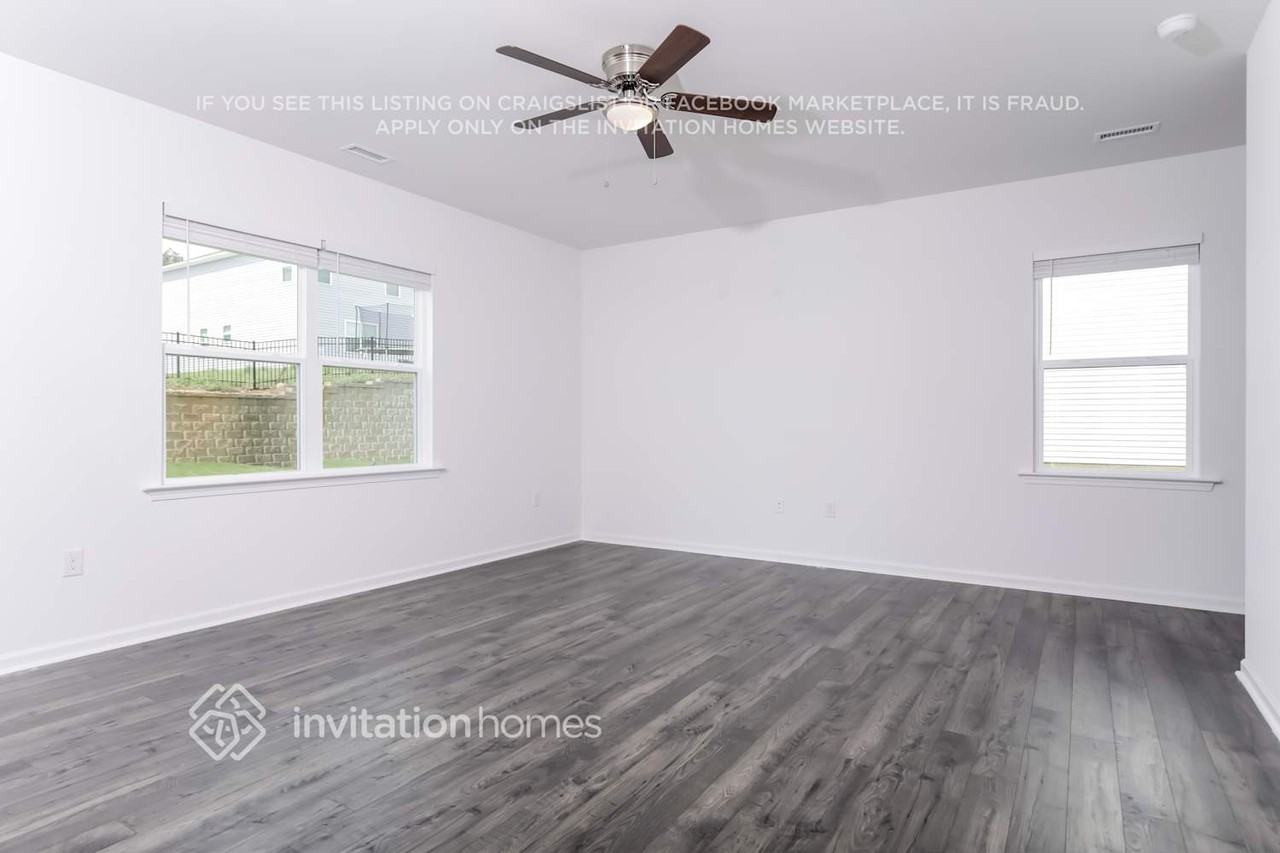 178 Saddle Mare St - Photo 5 of 18