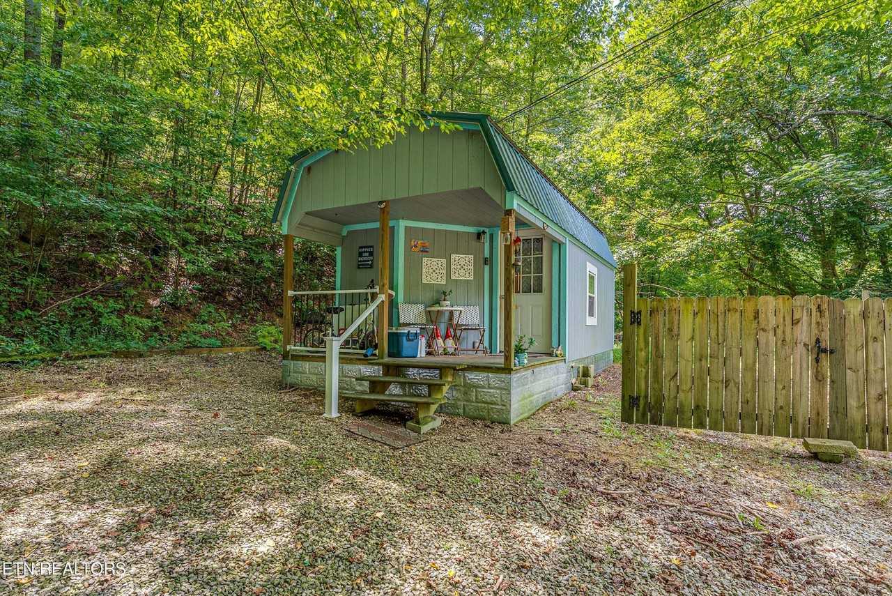 286 Childs Rd - Photo 2 of 22