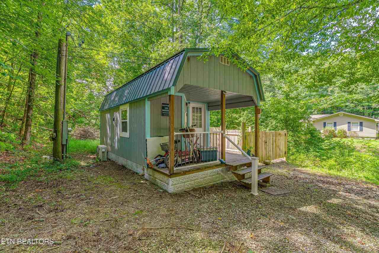 286 Childs Rd - Photo 3 of 22