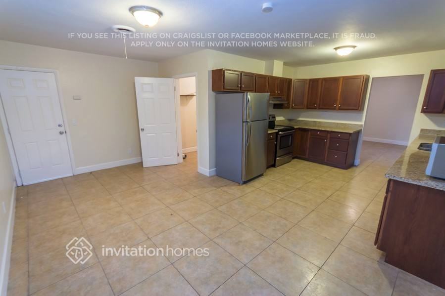 3720 W Park Rd - Photo 5 of 17