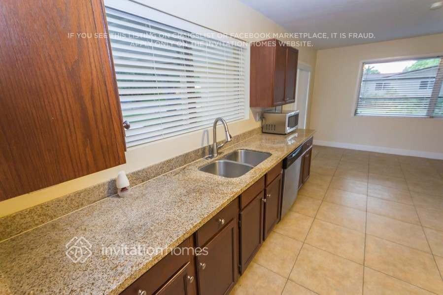 3720 W Park Rd - Photo 6 of 17
