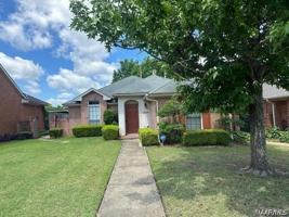 featured image of 1604 Queen Elizabeth Ct