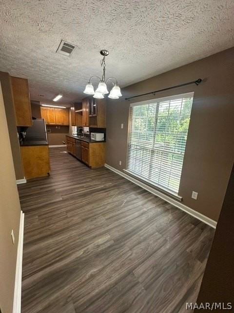 429 Oregon Ct - Photo 4 of 15
