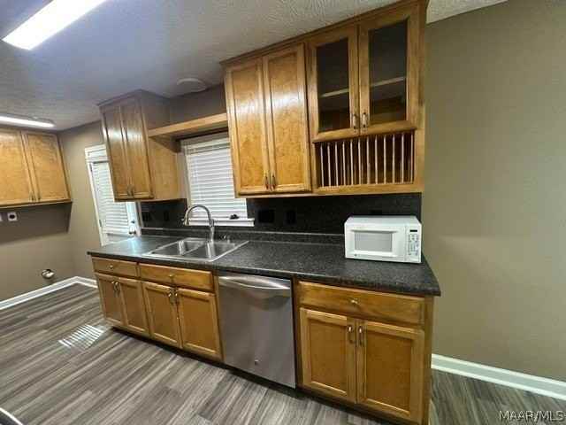 429 Oregon Ct - Photo 6 of 15