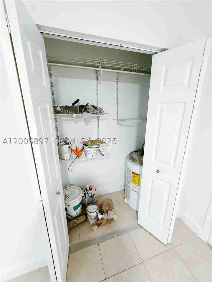 4259 Royal Banyan Way #B - Photo 7 of 18
