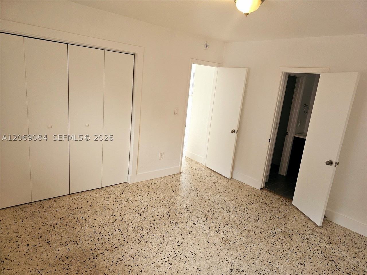 1736 Sw 3rd St #1 - Photo 5 of 11