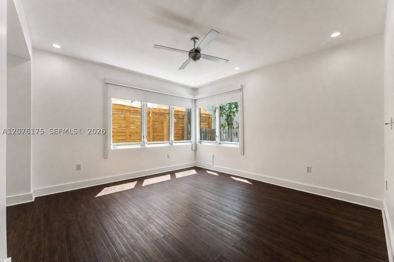 1751 James Ave #107 - Photo 4 of 24