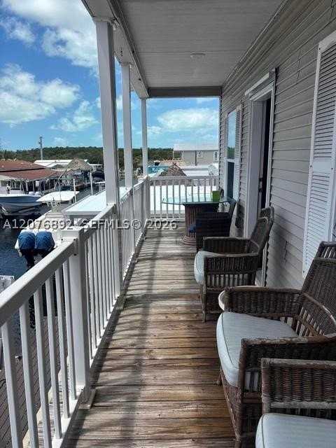 210 W 2nd Ct #210