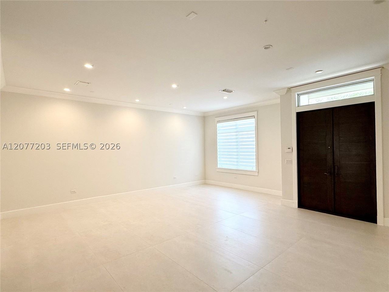 530 Valencia Ave #3 - Photo 5 of 50