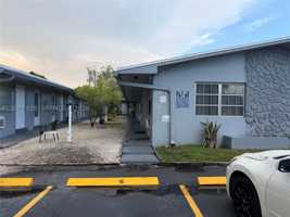 featured image of 7811 Johnson St #1E