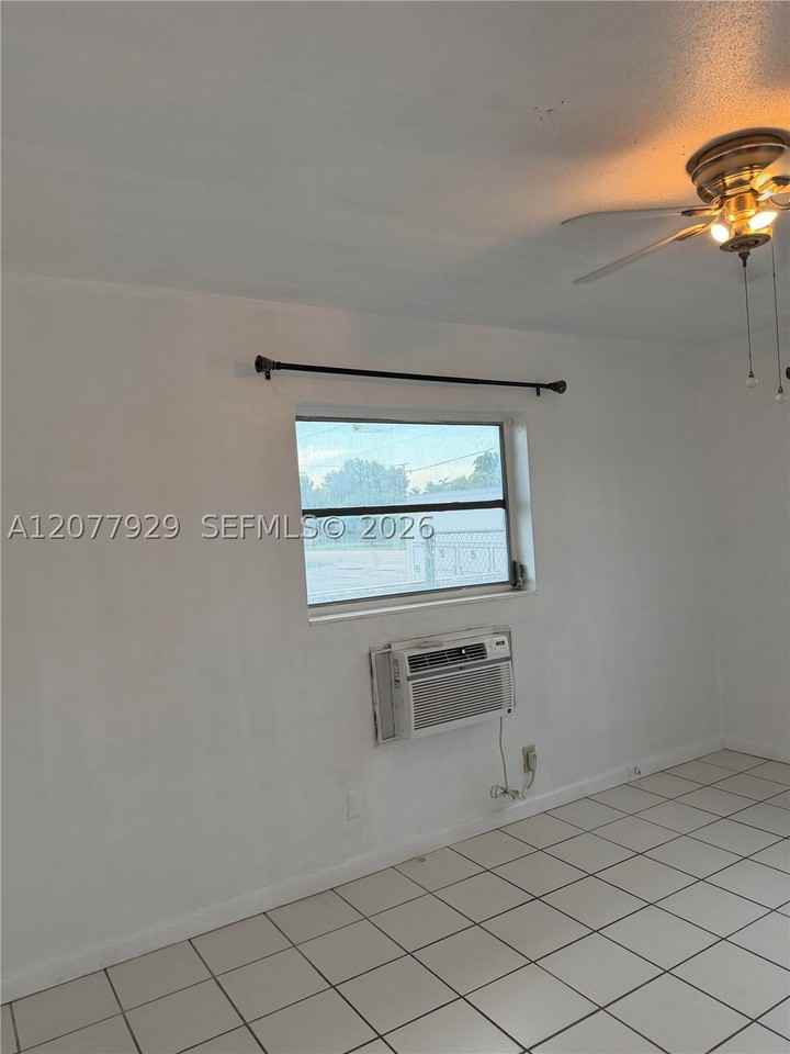 7811 Johnson St #1E - Photo 2 of 14