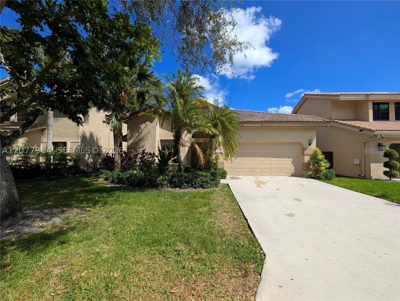 10321 Nw 17th Ct - Photo 2 of 36