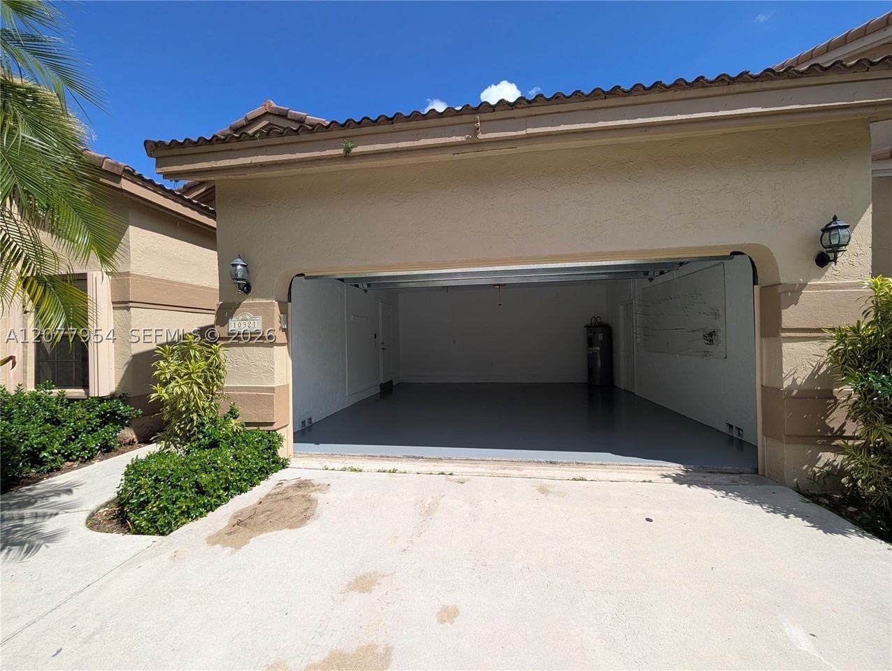 10321 Nw 17th Ct - Photo 4 of 36