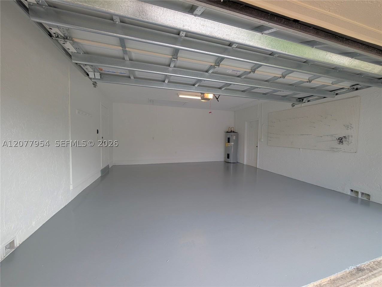 10321 Nw 17th Ct - Photo 5 of 36