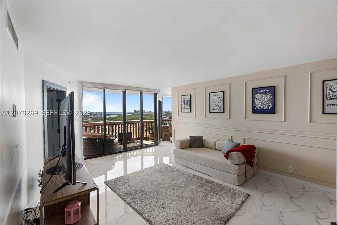 1000 W Island Blvd #2803 - Photo 2 of 50