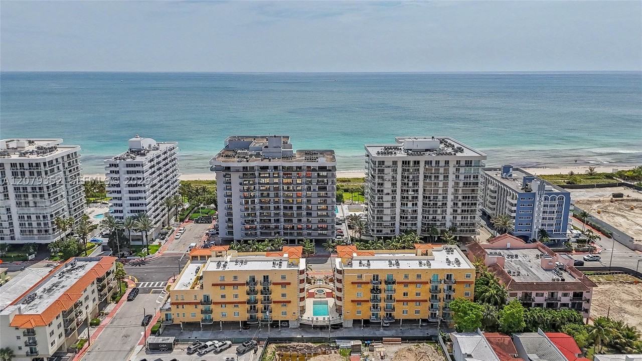8888 Collins Ave #115