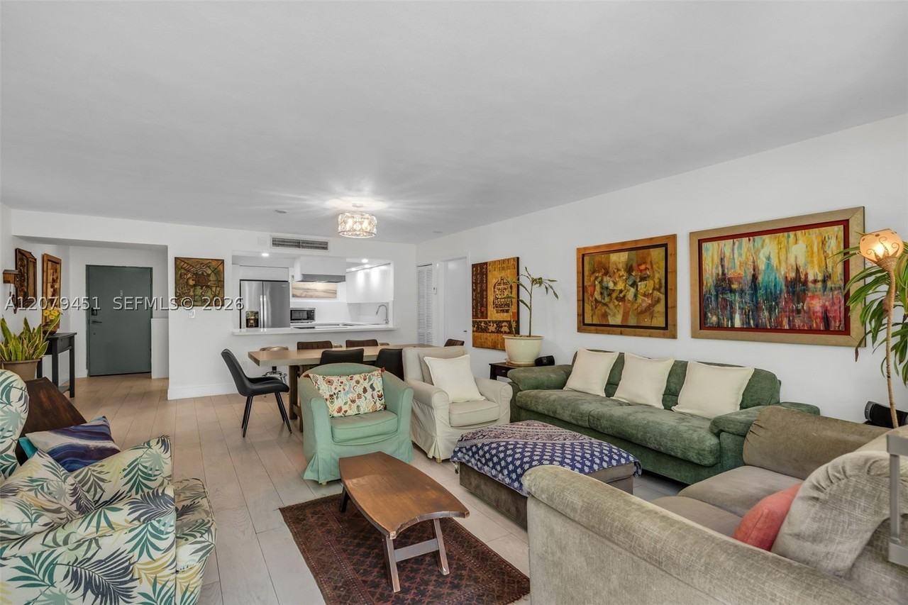 101 Ocean Lane Dr #1011 - Photo 3 of 43