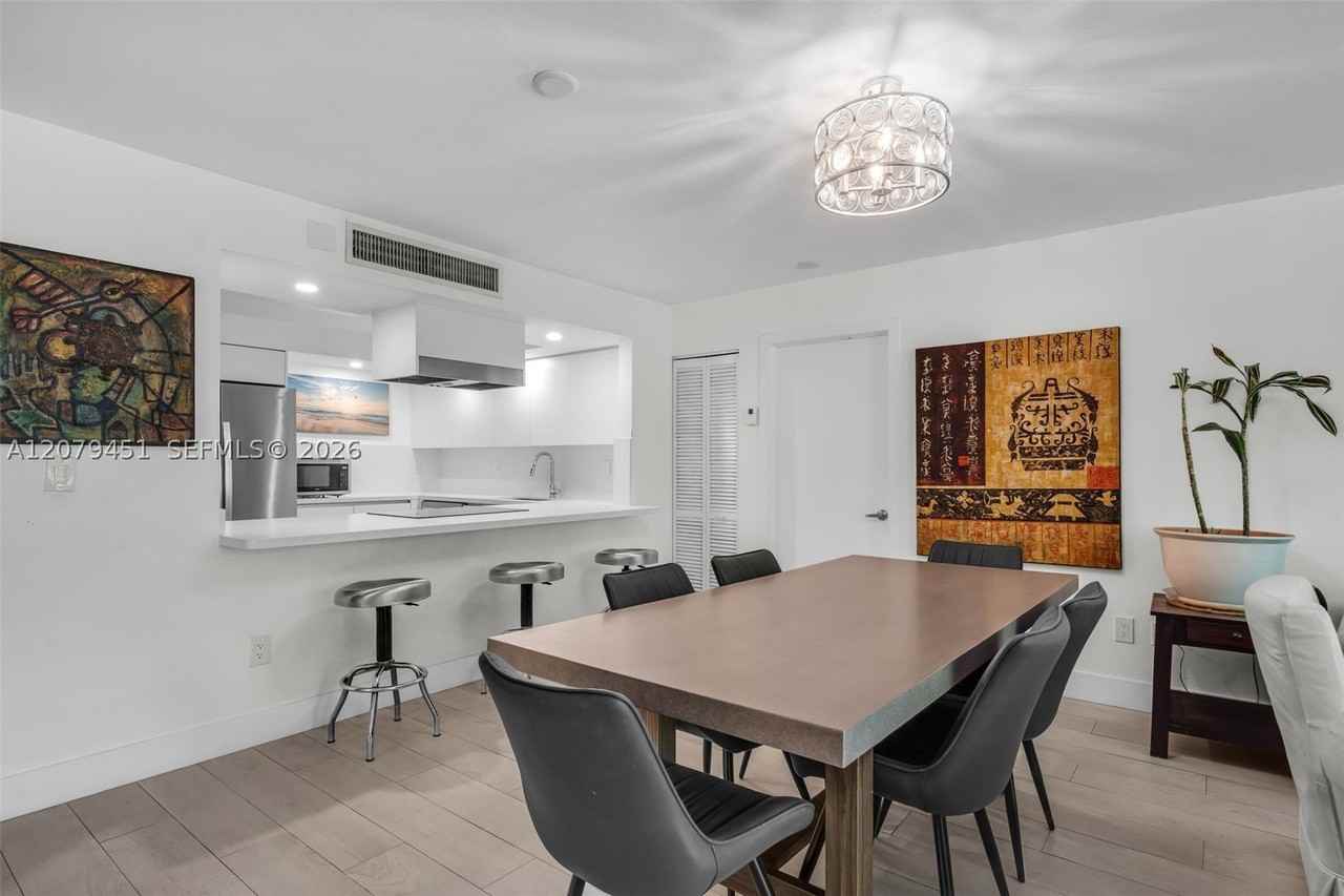 101 Ocean Lane Dr #1011 - Photo 5 of 43
