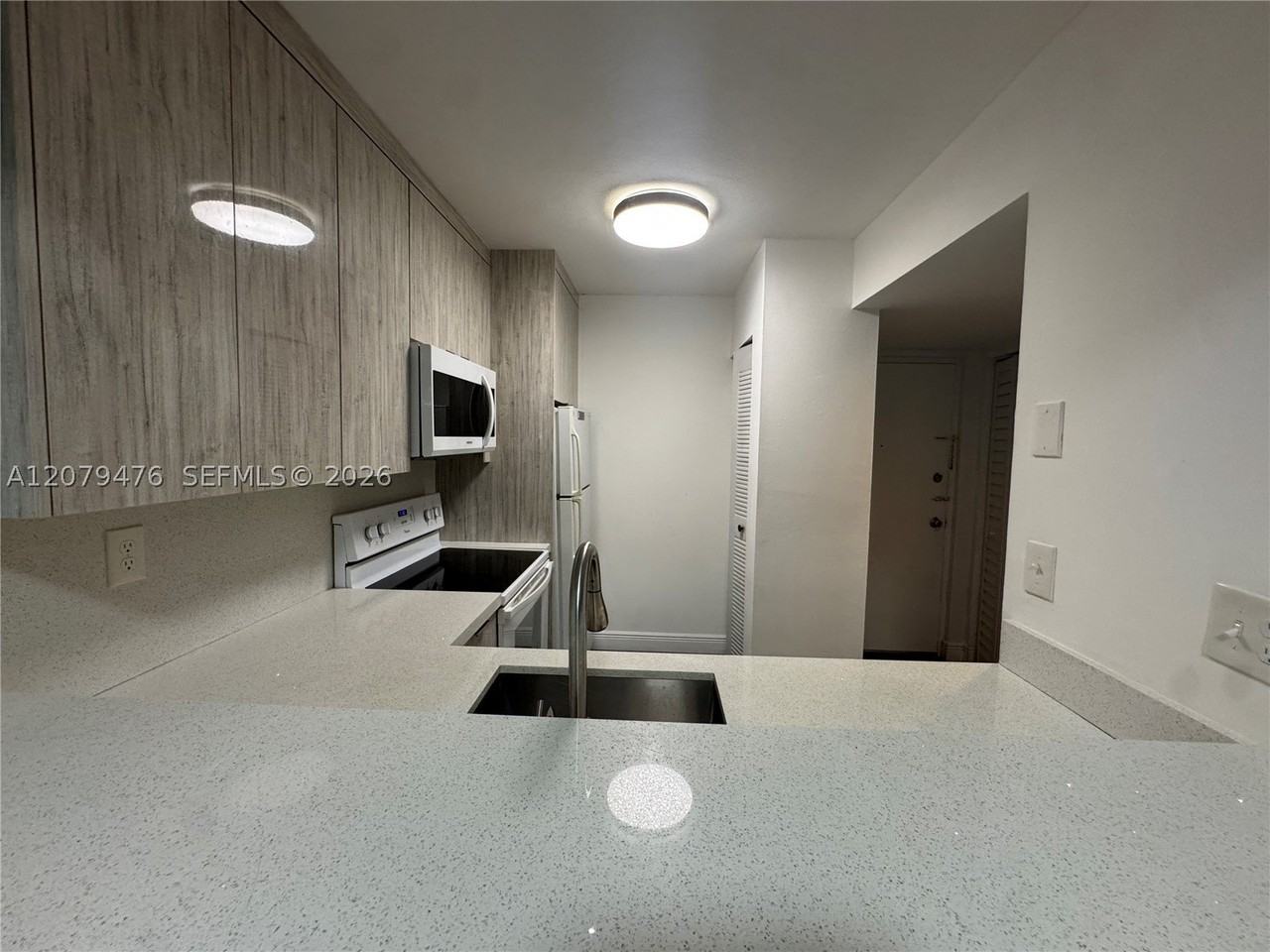 8002 Sw 149th Ave #B408 - Photo 4 of 21