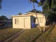 2431 Nw 9th St - Photo 1 of 1
