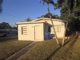2431 Nw 9th St - Photo 1 of 1