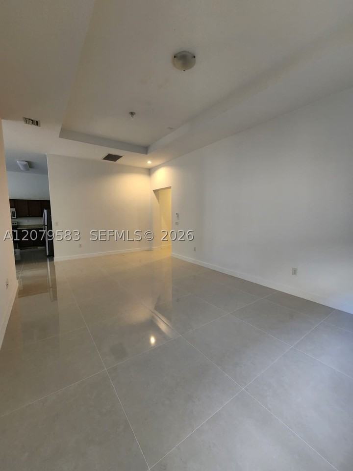 14919 Sw 177th Ter #14919 - Photo 4 of 19