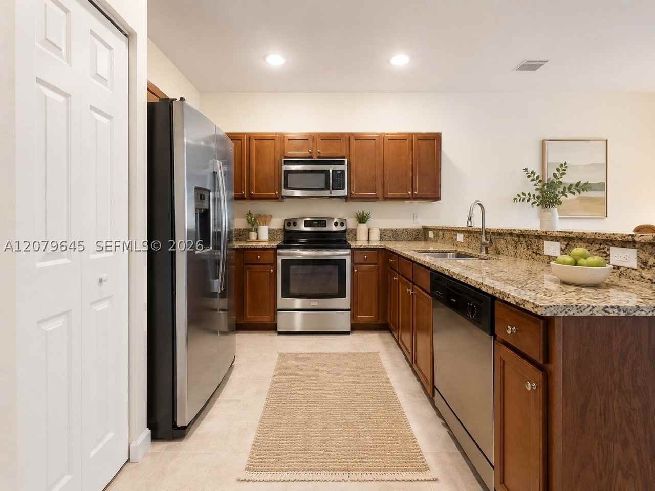 15075 Sw 113th Ter - Photo 3 of 17