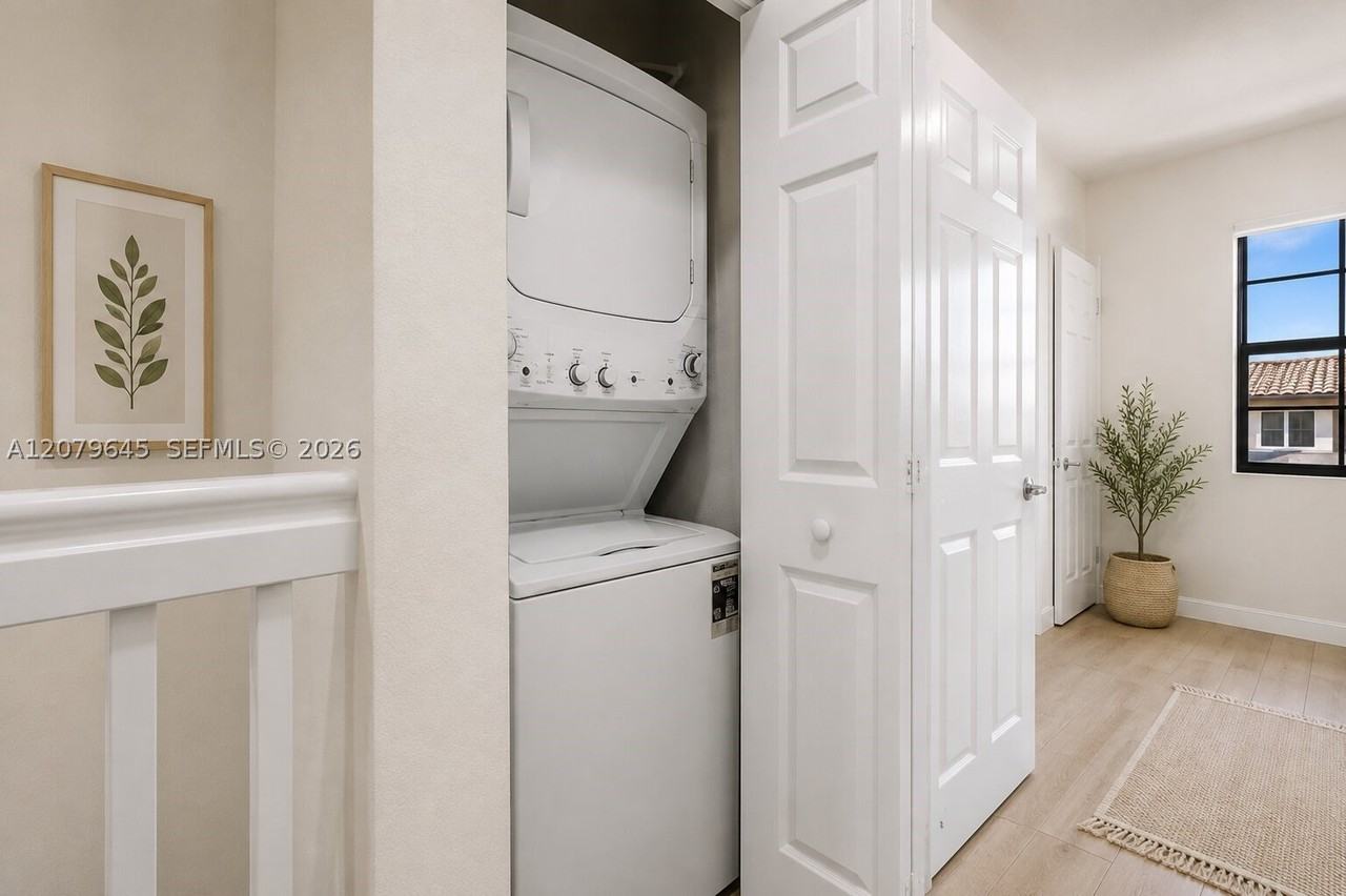 15075 Sw 113th Ter - Photo 7 of 17