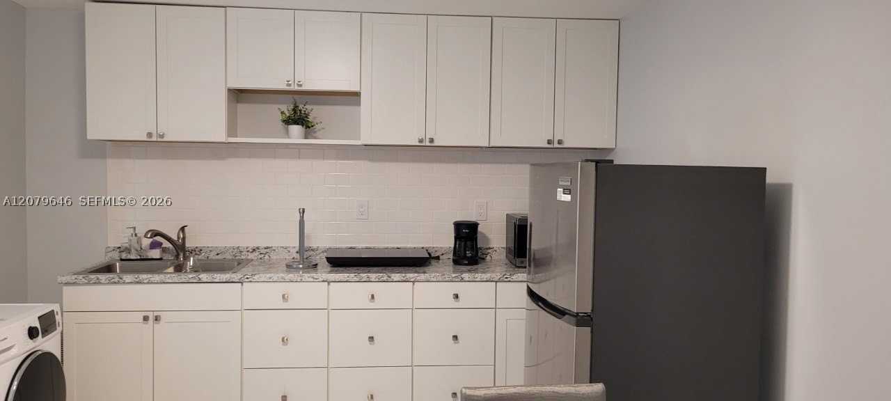 10901 Nw 6th Ct #1 - Photo 4 of 22