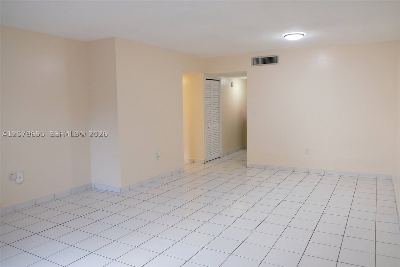 9962 Sw 88th St #722-7 - Photo 4 of 25