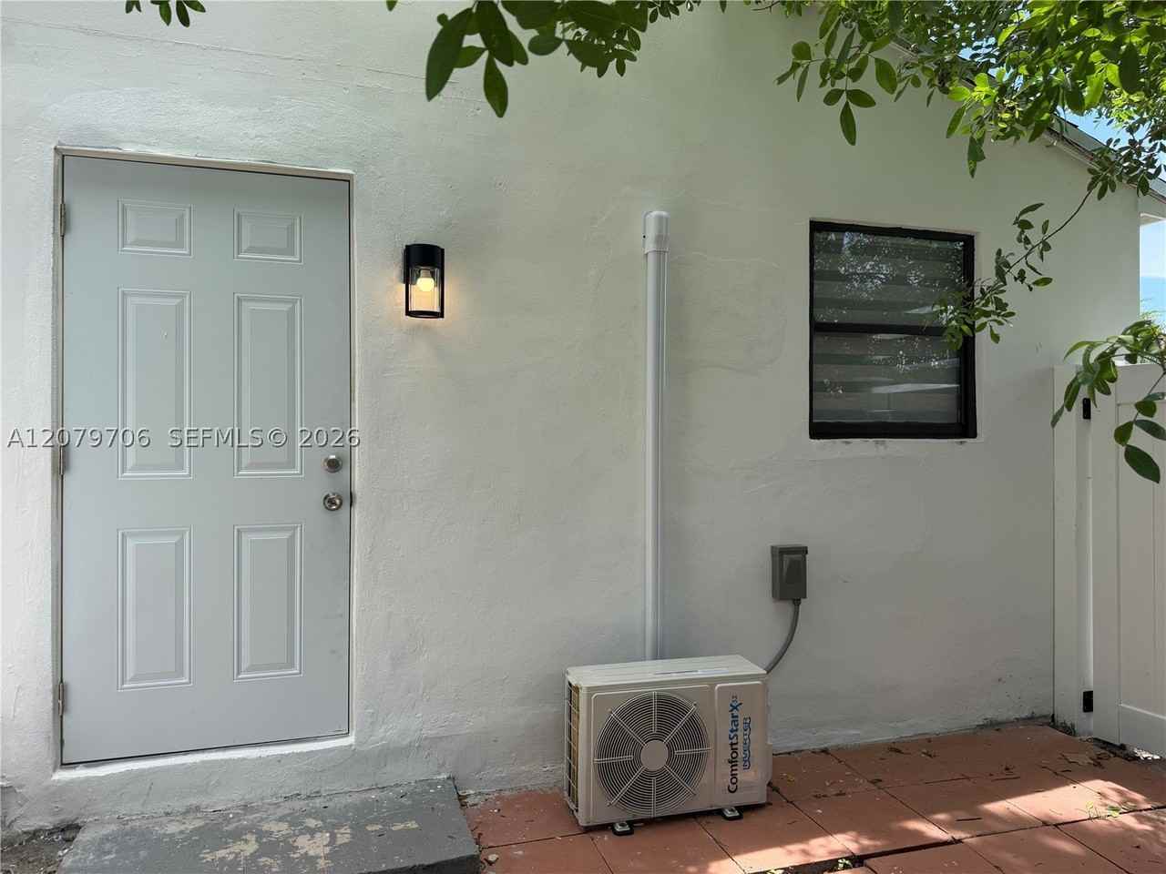6871 Sw 37th St #A - Photo 2 of 9