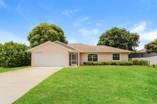 2514 Sw Monterrey Ln - Photo 1 of 1
