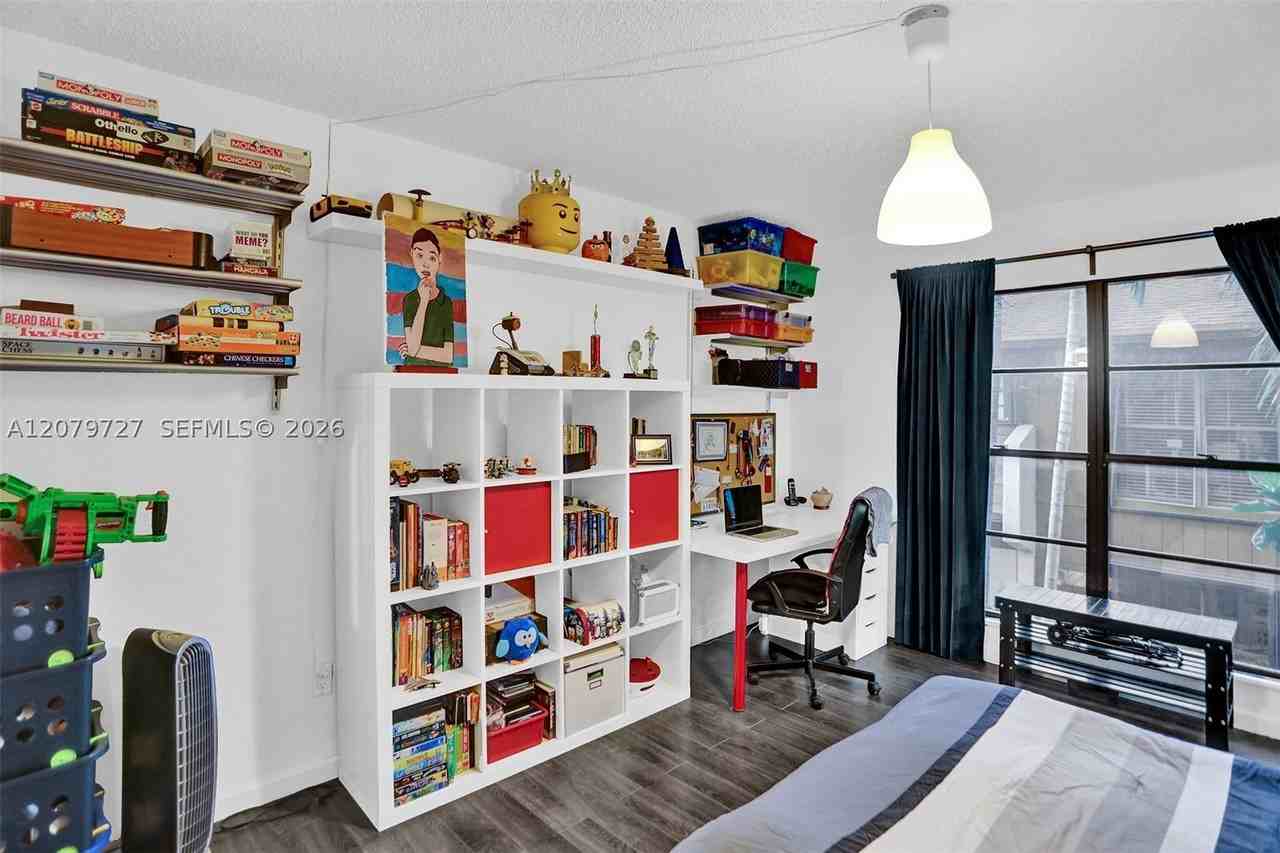 7064 Sw 114th Pl #G - Photo 4 of 47