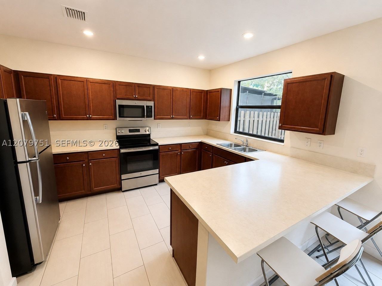 11958 Sw 151st Ave #11958 - Photo 7 of 28