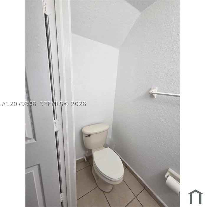 875 Sw 6th Pl #0 - Photo 7 of 25