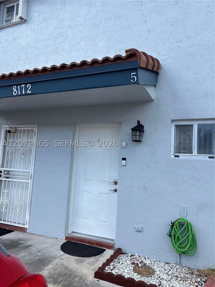 8172 Nw 10th St #5 - Photo 2 of 46